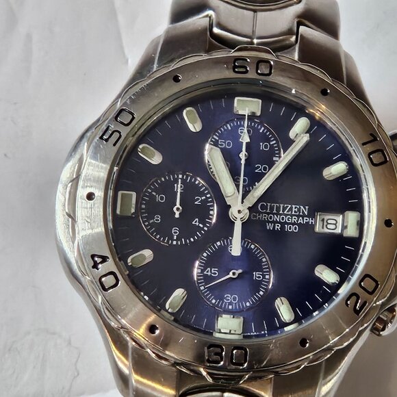 Citizen Chronograph - Blue Dial - Excellent Condition! Model Number: 0510-S92294 - Picture 6 of 15